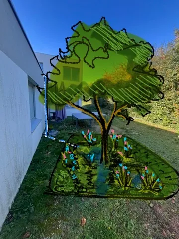 Un arbre et un massif de vivaces prennent la place d'une bande enherbée sèche, le long du bâtiment.